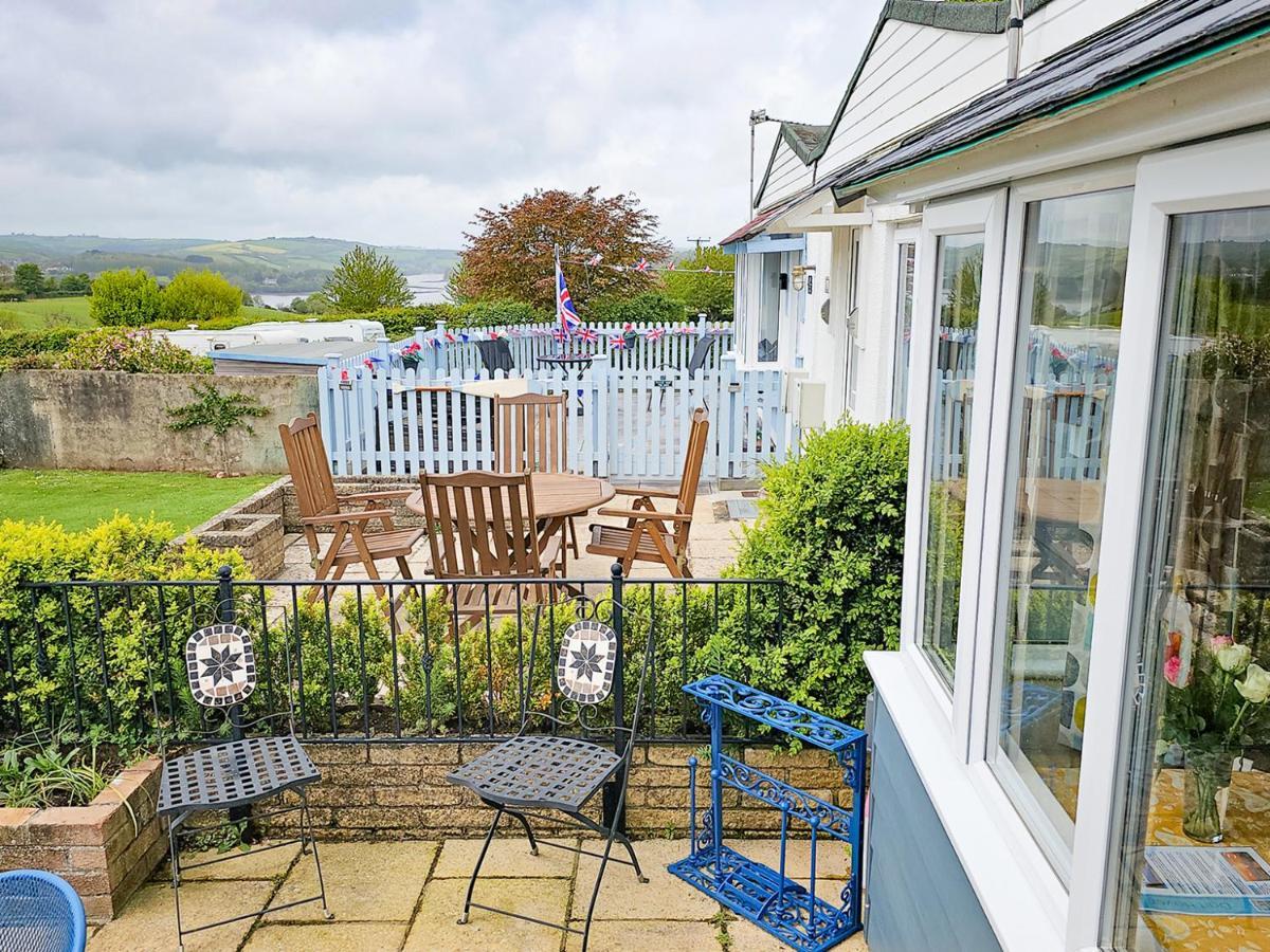 Dart Haven - Cheerful Holiday Bungalow In Galmpton Exterior foto
